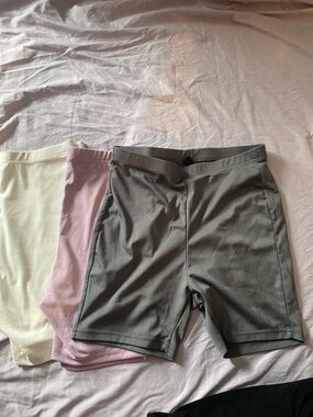 Women’s High-Waist Stretch Bike Shorts - Gray, Light Purple, Cream